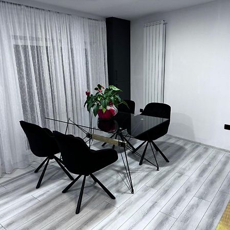 Ferienwohnung Whitehouse2 Arad Exterior foto